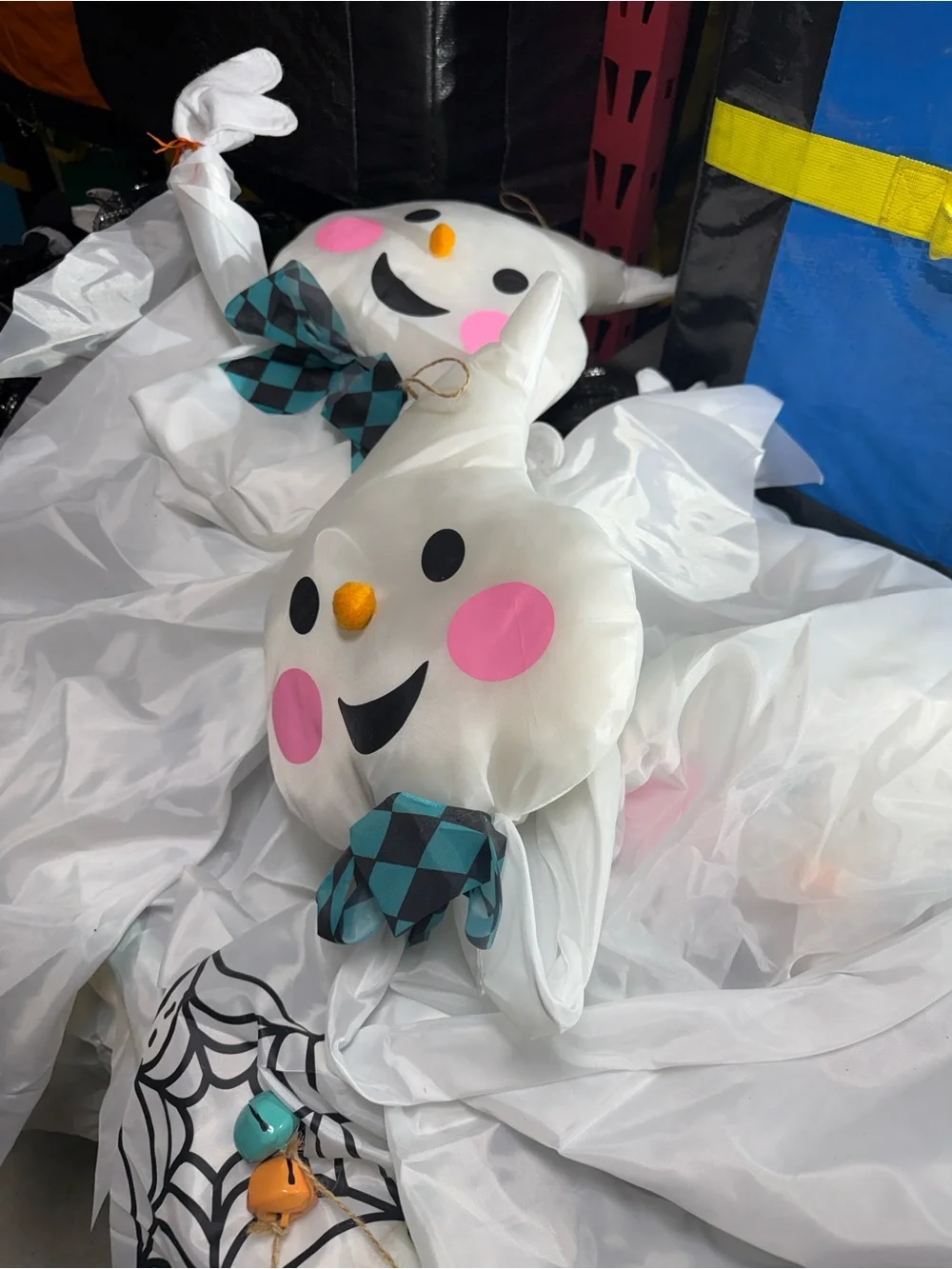 Halloween decoration for the house, indoor and outdoor prices for all 7 pieces